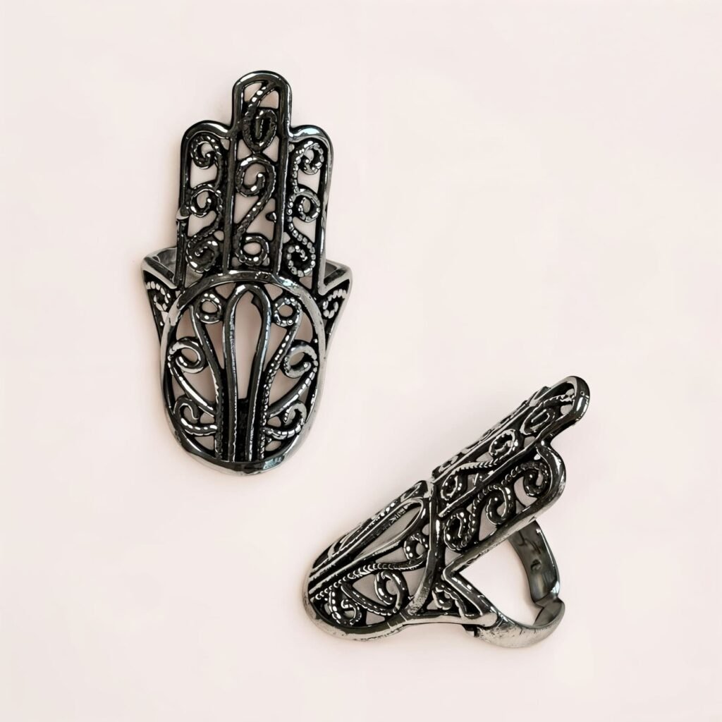 Anillo Mano de Fátima Plateado / Protección, Sabiduría y Fuerza Interior